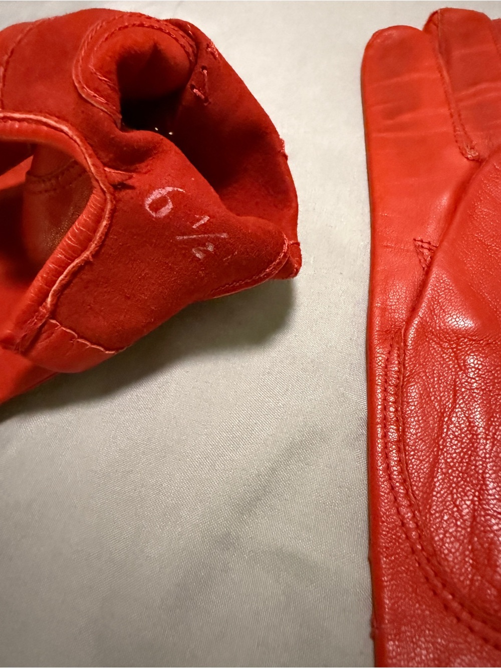 Leather gloves - Picture 3 of 4